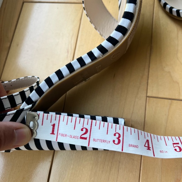 Black and white striped heels - Picture 8 of 8